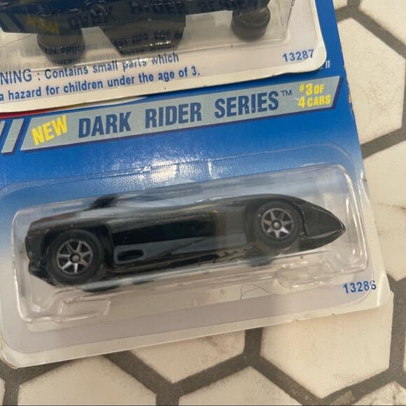 Hot Wheels 1995 - Complete Dark Rider Series, MOC new in package Set of 4 - Picture 3 of 9